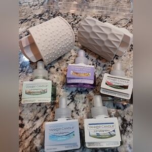 Yankee Candle Plug-ins + 5 refills